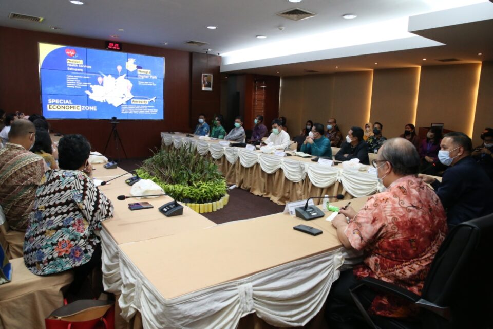 Badan Pengusahaan (BP) Batam menerima kunjungan Direktorat Jenderal Amerika dan Eropa Kementerian Luar Negeri RI, Jumat (16/4/2021) pagi. (foto: hms)