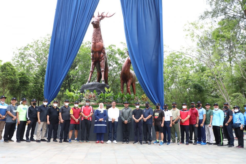 Indah dan Megah, Taman Rusa Kawasan Jogging Track Sekupang Batam Resmi Dibuka. (hms)