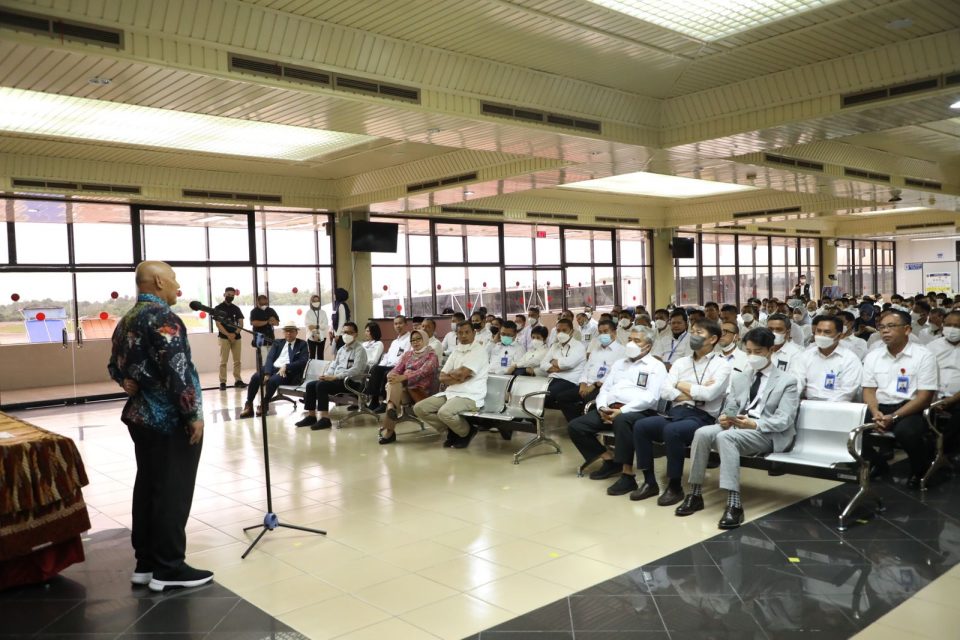 BP Batam Serahkan SK Pegawai Ke PT BIB. (hms)