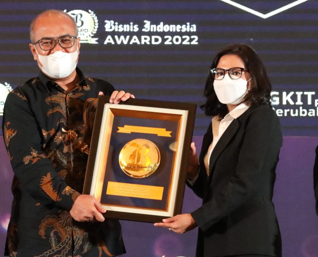 BP Batam meraih penghargaan di ajang Bisnis Indonesia Award (BIA) 2022 untuk kategori Innovative Infrastructure Development Approach for Regional Economic Growth.. (hms)