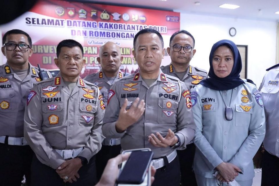 Jasa Raharja bersama Korlantas Polri melakukan survei jalur dan pengecekan kesiapan pengamanan Operasi Lilin Candi jelang libur Natal 2022 dan Tahun Baru 2023. (hms)