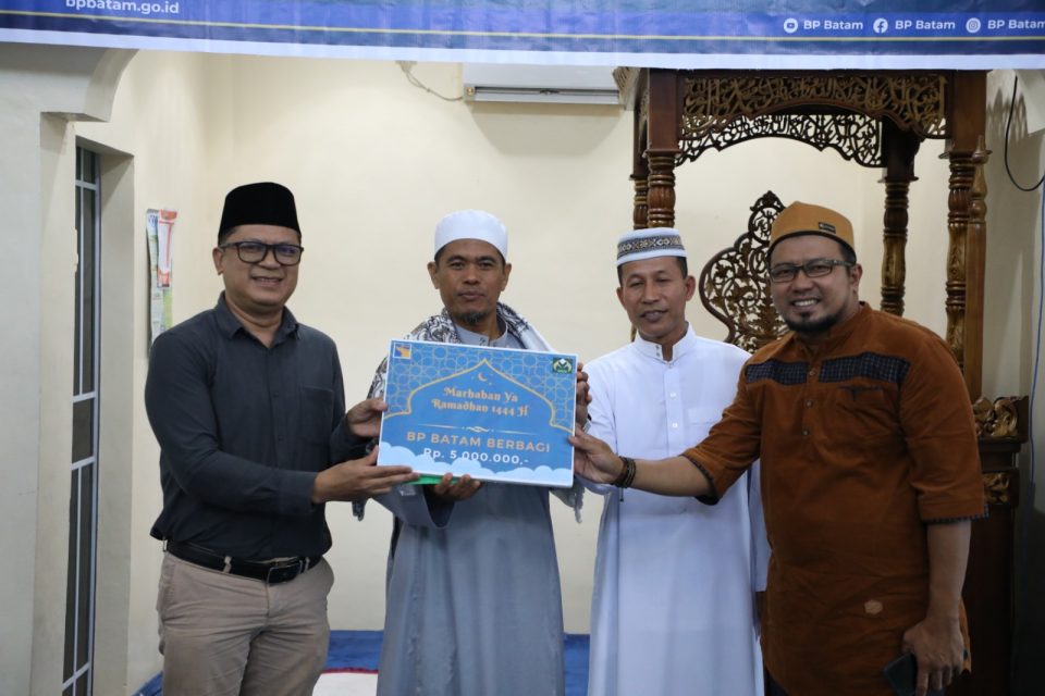 BP Batam Safari Ramadhan ke Masjid Saidina Ali, Jaga Silaturahmi di Bulan yang Suci (Foto : hms)