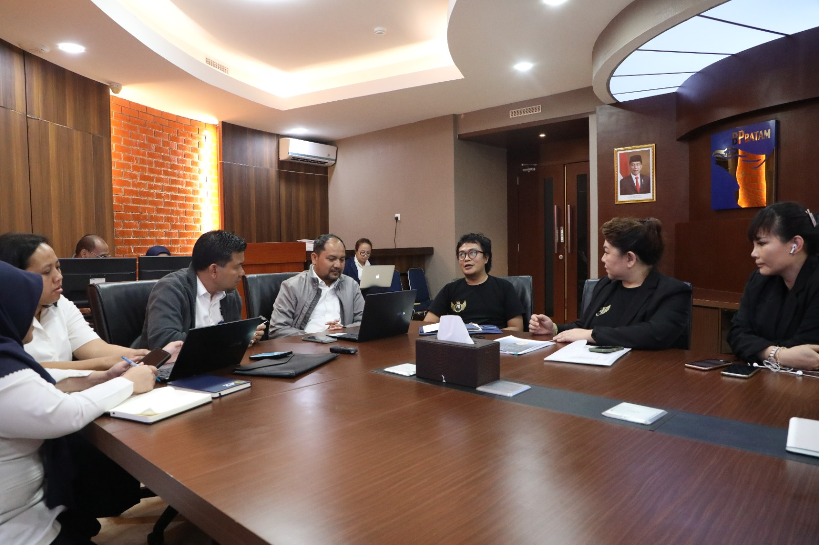 Kunjungan calon investor bidang KEK Kesehatan pada hari Selasa (4/4/2023) bertempat di Marketing Center BP Batam. (hms)