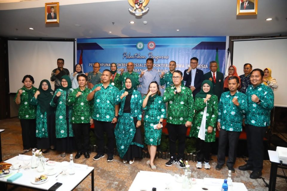 Pelantikan Persatuan Dokter Spesialis Kedokteran Jiwa Indonesia (PDSKJI) Cabang Kepulauan Riau 2022-2025 (Foto : hms)