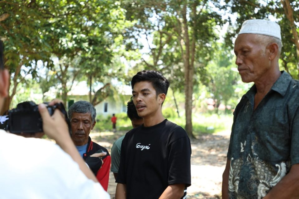 Dukungan dari warga Kelurahan Sembulang (foto : hms)