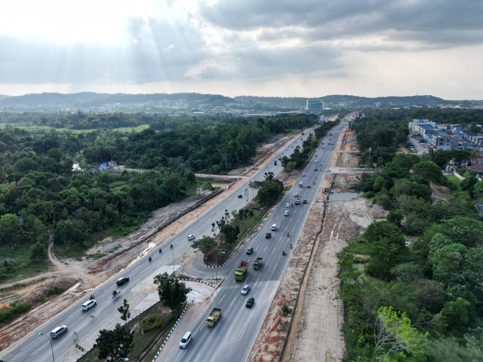 Batam kini tampil dengan infrastruktur jalan utama yang berjumlah lima lajur (Foto : hms)