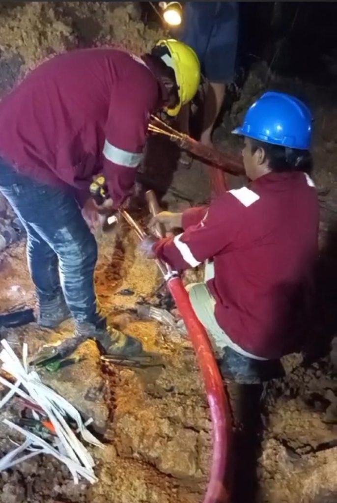 Perbaikan gangguan sistem kelistrikan Pengolahan Air Minum di Duriangkang (Foto : hms)