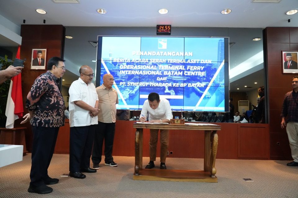 Pelaksanaan Penandatanganan Kerja Sama Pelabuhan Batam Centre antara BP Batam dengan PT. Metro Nusantara Bahari (Foto : hms)