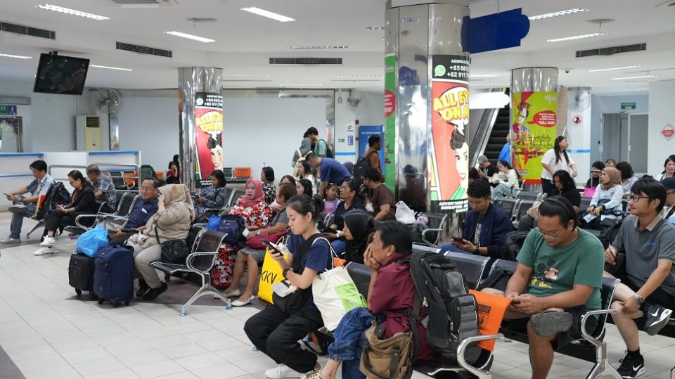 layanan terbaik agar penumpang merasa nyaman di Pelabuhan Internasional Ferry Batam Center (foto : hms)