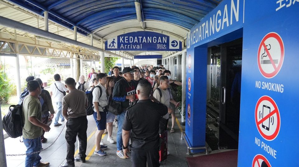 Terminal Ferry Internasional Batam Center (Foto : hms)