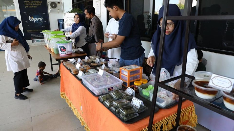 Bazar Ramadan, di Selasar Bida Utama Kantor BP Batam (foto : hms)