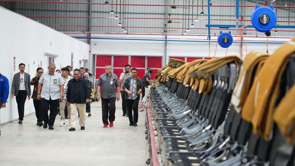 Tinjau Kawasan Ekonomi Khusus Batam Aero Technic di Kawasan Bandara Internasional Hang Nadim (foto : hms)