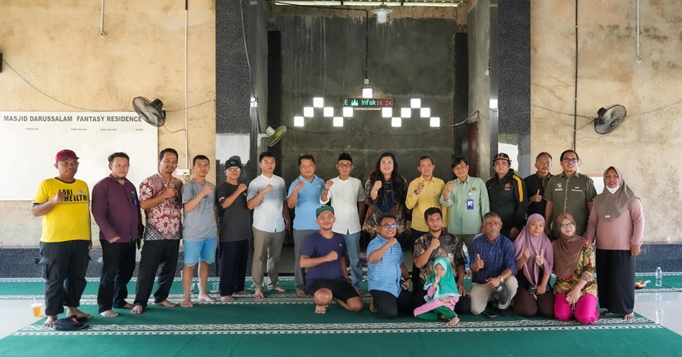 BP Batam respons cepat keluhan warga Perumahan Fantasy Residence terkait persoalan air (foto : hms)