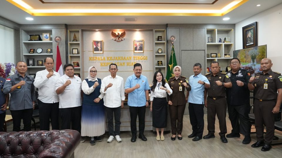 Kepala BP Batam kunjungan silaturahmi dan koordinasi kepada Kejaksaan Tinggi Negeri Kepri (foto : hms)