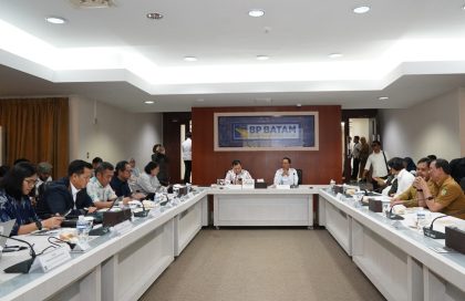 BP Batam bersama Kementerian Koordinator Bidang Perekonomian dan Kementerian Energi dan Sumber Daya Mineral (foto : hms)