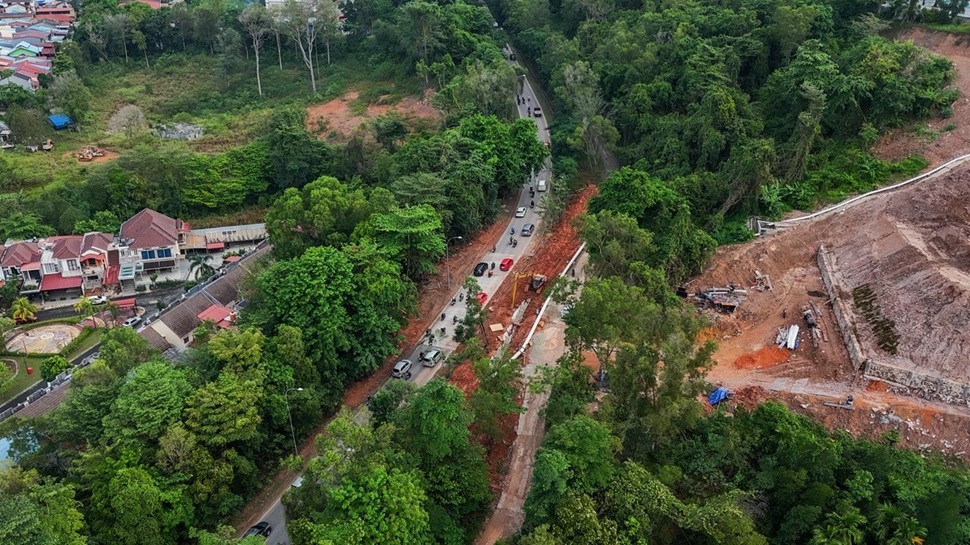 Jalan Vista Kembali Dapat Digunakan (foto : hms)