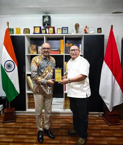 Kunjungan Kerja Deputi Bidang Investasi BP Batam, Fary Djemy Francis, kepada Konsul Jenderal India di Medan (foto : hms)