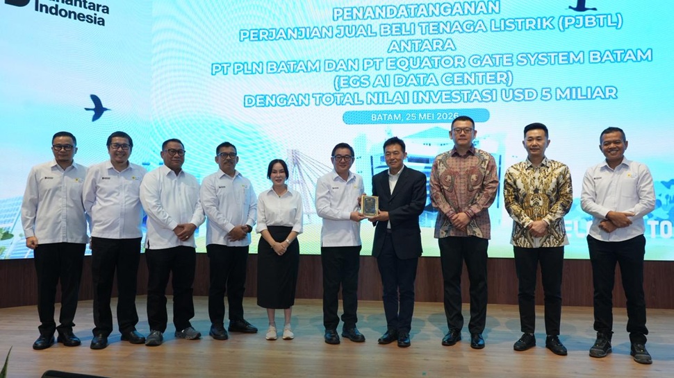 Penandatanganan Perjanjian Jual Beli Tenaga Listrik antara PT PLN Batam dan PT Equator Gate System Batam (foto : hms)