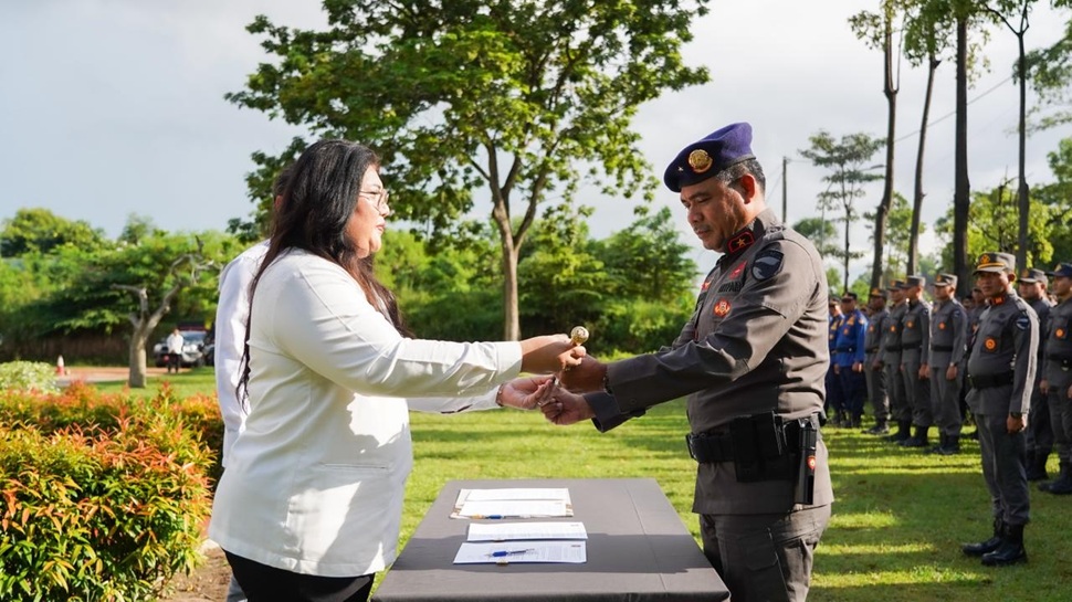 Penyerahan Direktorat Pengamanan Aset dan Kawasan (foto : hms)