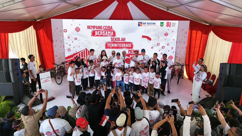 Kegiatan Rempang Ceria Bersama Sekolah Integrasi Merah Putih (foto : hms)