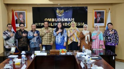 Kunjungan Deputi Bidang Pelayanan Umum BP Batam, Ariastuty Sirait, di Kantor Ombudsman RI (foto : hms)