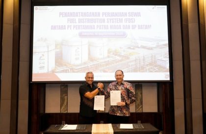 Penandatanganan Kontrak Perjanjian Sewa Fuel Delivery System (foto : hms)