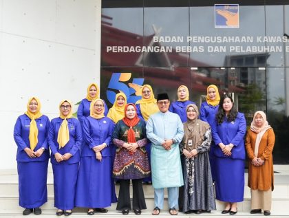 Bantuan Donasi kemanusiaan Bencana NTT oleh PIKORI BP Batam (foto : hms)