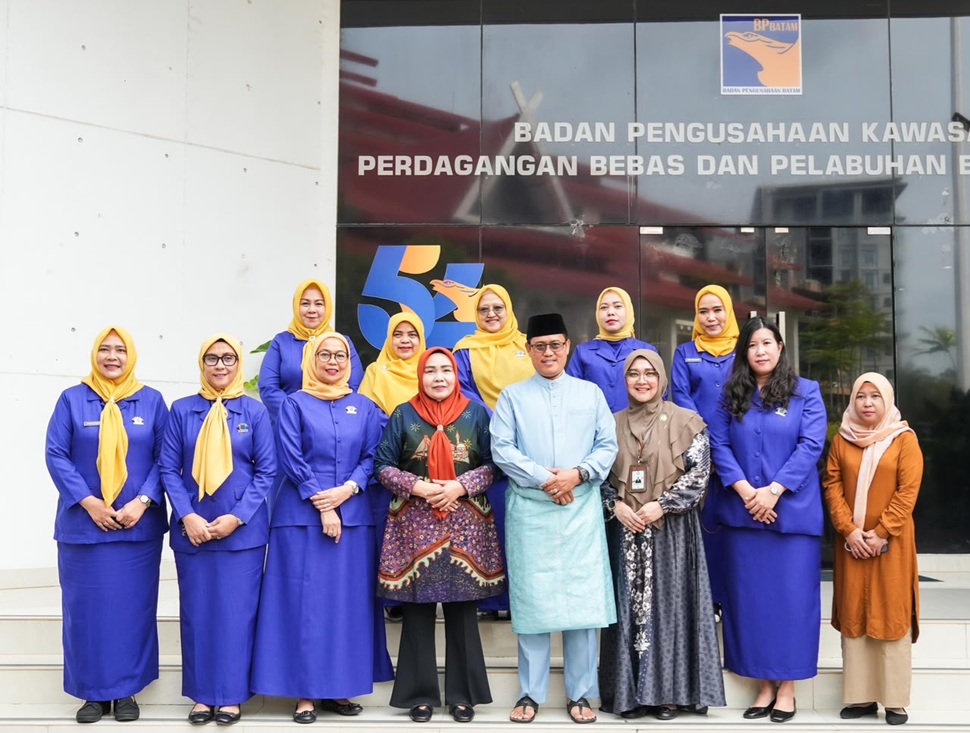 Bantuan Donasi kemanusiaan Bencana NTT oleh PIKORI BP Batam (foto : hms)