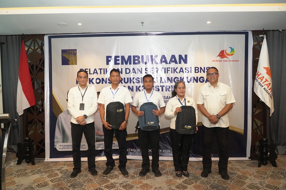 Pelatihan dan Sertifikasi BNSP K3 Konstruksi, K3 Lingkungan, dan K3 Listrik (foto : hms)